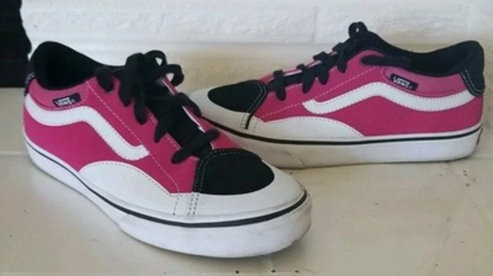 Vans Black White Magenta Skate Shoes Pink Trujillo youth size 6 EUC boys girls